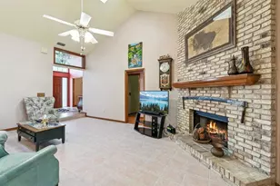 908 Almond Tree Cir, Orlando, FL 32835 - Photo 8