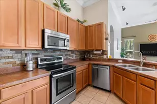3785 Hammonds Ferry Ct, Oviedo, FL 32766 - Photo 12