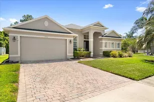 3785 Hammonds Ferry Ct, Oviedo, FL 32766 - Photo 2