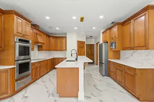 27012 Grand Oak Ln, Tavares, FL 32778 - Photo 22