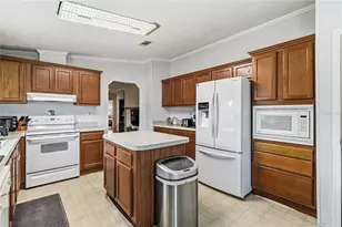9109 Atlas Dr, Saint Cloud, FL 34773 - Photo 16