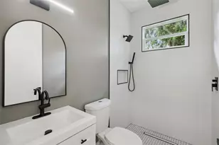 420 E 10th St, Apopka, FL 32703 - Photo 24