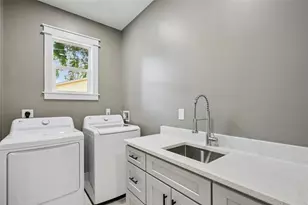 420 E 10th St, Apopka, FL 32703 - Photo 28