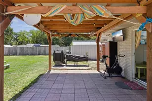 303 Granada Rd, Auburndale, FL 33823 - Photo 18