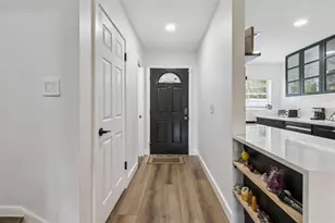 496 W Par St, Orlando, FL 32804 - Photo 6