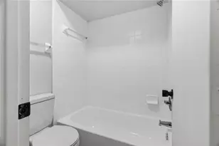 502 Prestwick Pl, Poinciana, FL 34759 - Photo 32