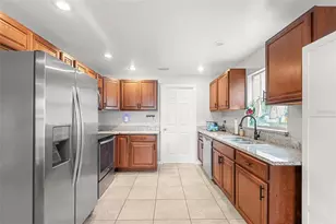 12853 Maryland Woods Ct, Orlando, FL 32824 - Photo 2
