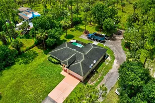 4081 14th Ave SE, Naples, FL 34117 - Photo 4