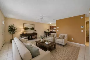 67 E Country Cove Way, Kissimmee, FL 34743 - Photo 4