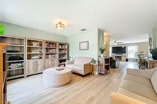 951 Crystal Bay Ln, Orlando, FL 32828 - Photo 10