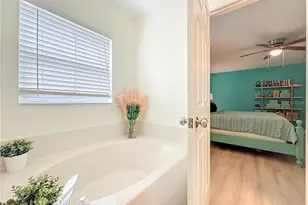 951 Crystal Bay Ln, Orlando, FL 32828 - Photo 36