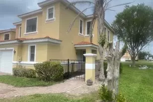 1110 Chervil Dr, Kissimmee, FL 34759 - Photo 2