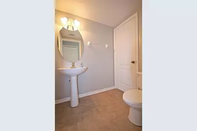 3773 Clubside Pointe Drive, Orlando, FL 32810 - Photo 10