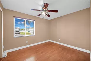 26543 SW 122nd Pl, Homestead, FL 33032 - Photo 4