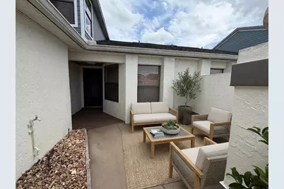 50 Lakepointe Circle, Kissimmee, FL 34743 - Photo 2