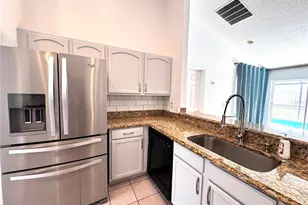 205 Paradise Woods Pl, Davenport, FL 33896 - Photo 8
