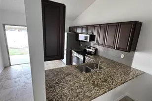 2704 Upsandown St, Orlando, FL 32837 - Photo 2