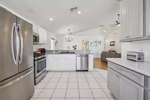 225 Tivoli Cir, Davenport, FL 33837 - Photo 32