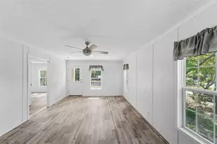 42039 Cherry Ave, Deland, FL 32720 - Photo 4