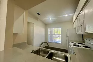 13348 Fairway Glen Dr, Orlando, FL 32824 - Photo 4