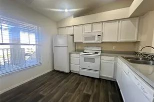 13348 Fairway Glen Dr, Orlando, FL 32824 - Photo 2