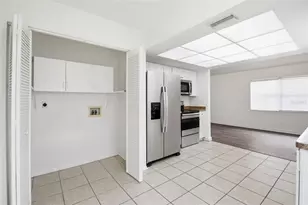 6707 64th Ln E, Palmetto, FL 34221 - Photo 10