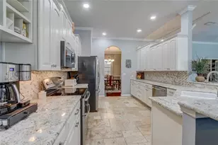 8314 Vintage Dr, Orlando, FL 32835 - Photo 16