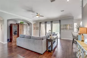 8314 Vintage Dr, Orlando, FL 32835 - Photo 12
