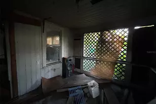 877 22nd Ave S, Saint Petersburg, FL 33705 - Photo 38