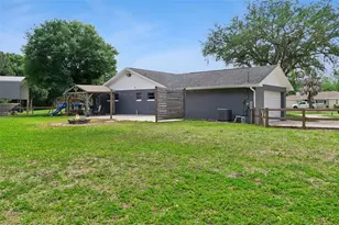 2420 E Friday Cir, Cocoa, FL 32926 - Photo 32
