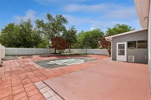 1825 Amaryllis Cir, Orlando, FL 32825 - Photo 36
