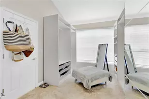 2056 Autumn View Dr, Orlando, FL 32825 - Photo 16