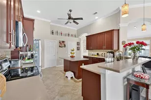 2056 Autumn View Dr, Orlando, FL 32825 - Photo 8