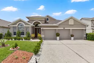 2056 Autumn View Dr, Orlando, FL 32825 - Photo 1