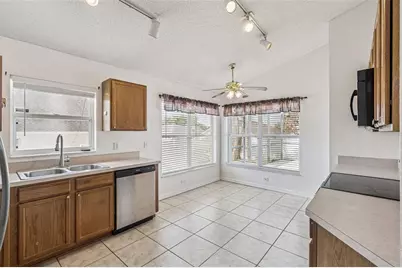 4424 Middleburg Court, Orlando, FL 32818 - Photo 12