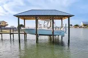 331 Land St, Eastpoint, FL 32328 - Photo 6