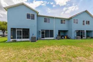 425 Wilton Cir, Sanford, FL 32773 - Photo 14