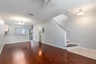 425 Wilton Cir, Sanford, FL 32773 - Photo 2