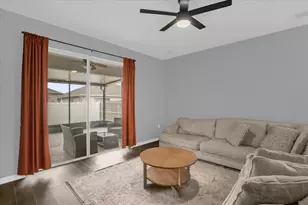 235 Venetian Bay Cir, Sanford, FL 32771 - Photo 10