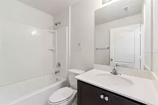 2447 Caspian Dr, Lakeland, FL 33805 - Photo 16