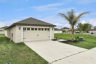 2447 Caspian Dr, Lakeland, FL 33805 - Photo 2