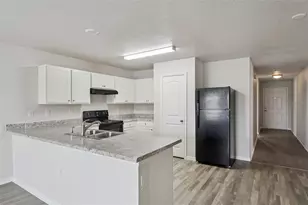 208 Gladiola Ct, Poinciana, FL 34759 - Photo 4