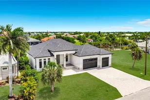 9524 Singer Cir, Port Charlotte, FL 33981 - Photo 2