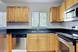 90 Hidden Lake Dr, Sanford, FL 32773 - Photo 8