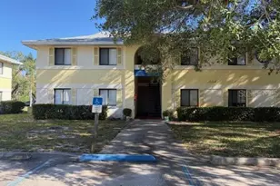 90 Hidden Lake Dr, Sanford, FL 32773 - Photo 1