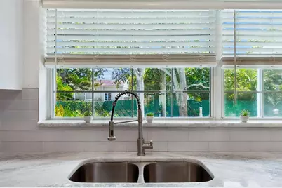 4526 Yardley Avenue N, Saint Petersburg, FL 33713 - Photo 20