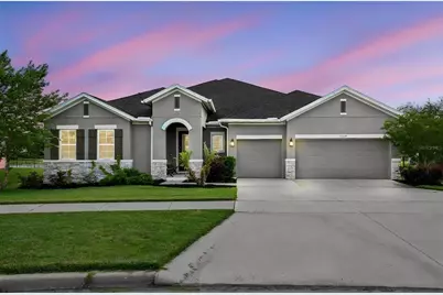 17060 Secret Hollow Loop, Clermont, FL 34711 - Photo 2