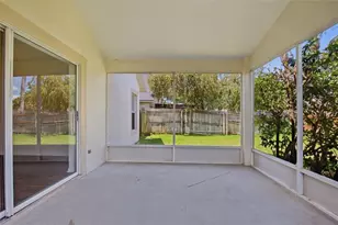 1353 Crimson Clover Ln, Wesley Chapel, FL 33543 - Photo 34