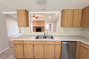 199 E Crest Ave, Winter Garden, FL 34787 - Photo 6