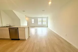 874 Lynx St, Davenport, FL 33837 - Photo 2